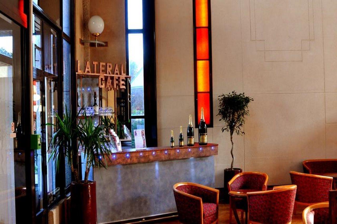 Saphir Hotel Диснейленд Париж Экстерьер фото